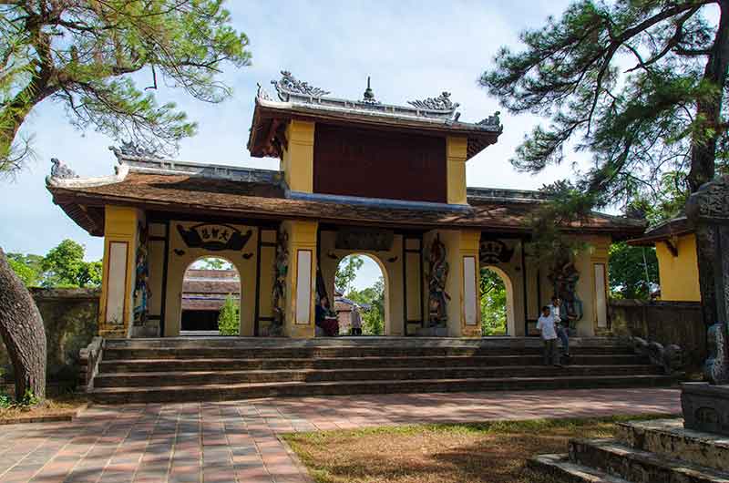 383 - Vietnam - Hue - pagoda Thien Mu